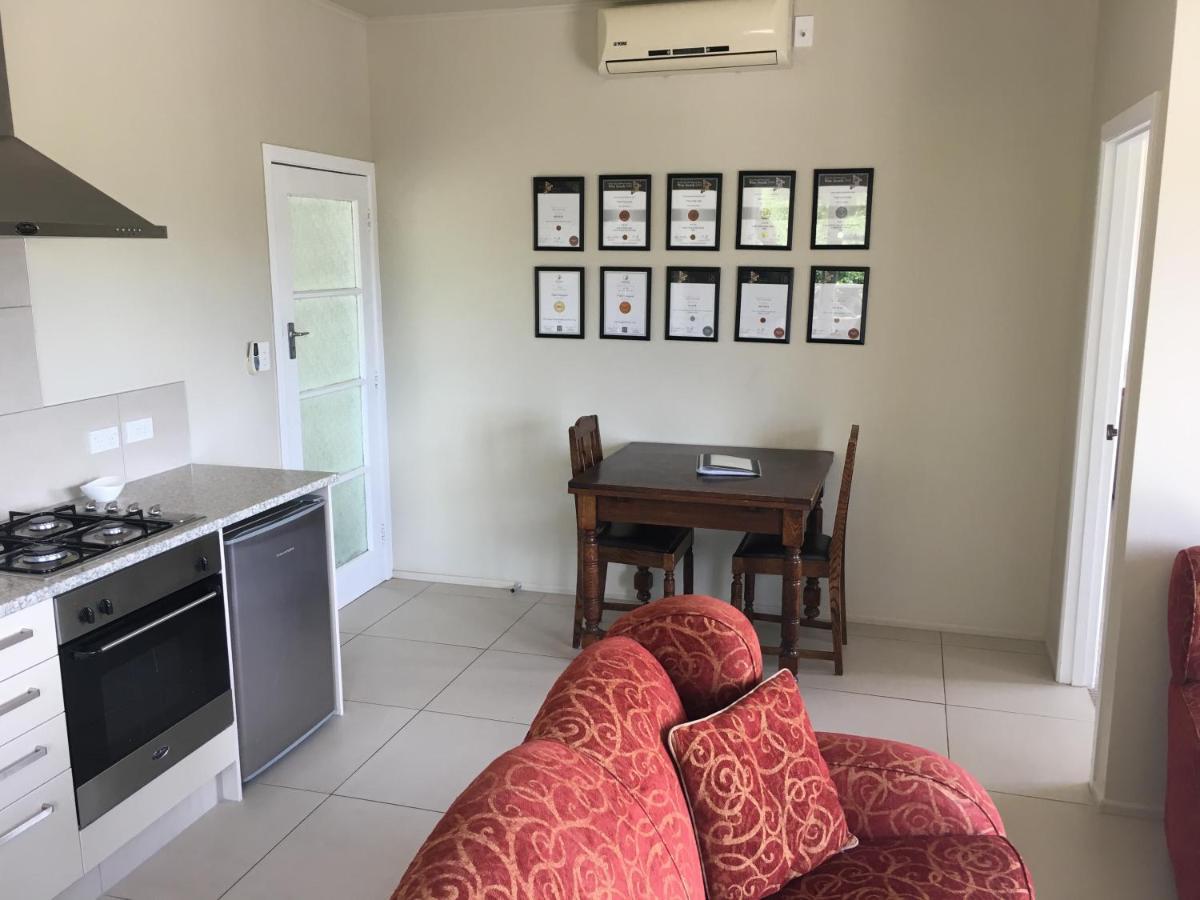 Tuki Vineyard Cottage Havelock North Εξωτερικό φωτογραφία